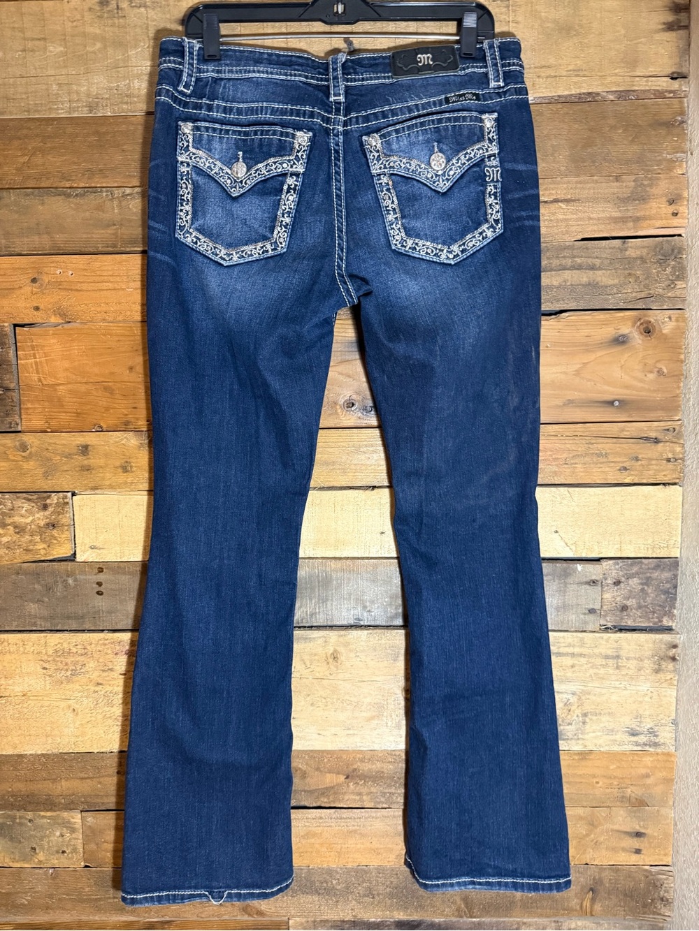 Miss Me Jeans Chloe Boot 32x32 Embroidered Bling Pockets STYLE NO: 13260BV‎
